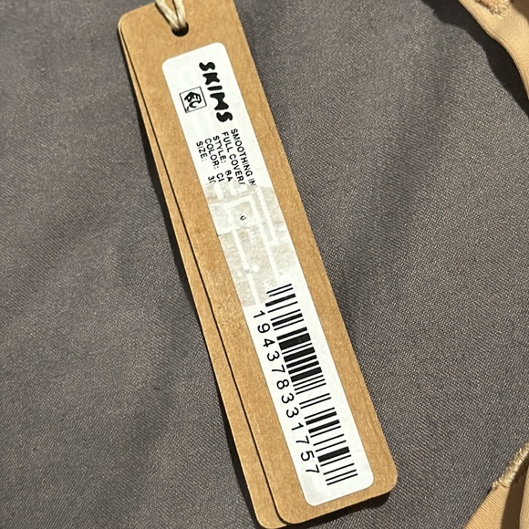 Skim smoothing, intimate full coverage bra - Picture 2 of 4